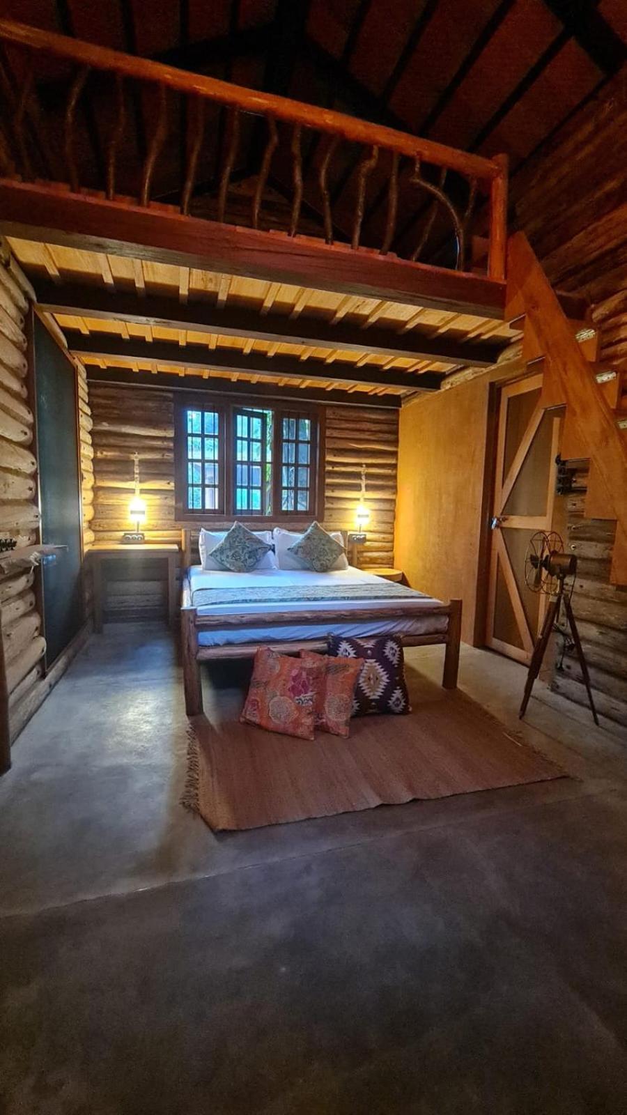 Aya Natural Udumbanshola Buitenkant foto
